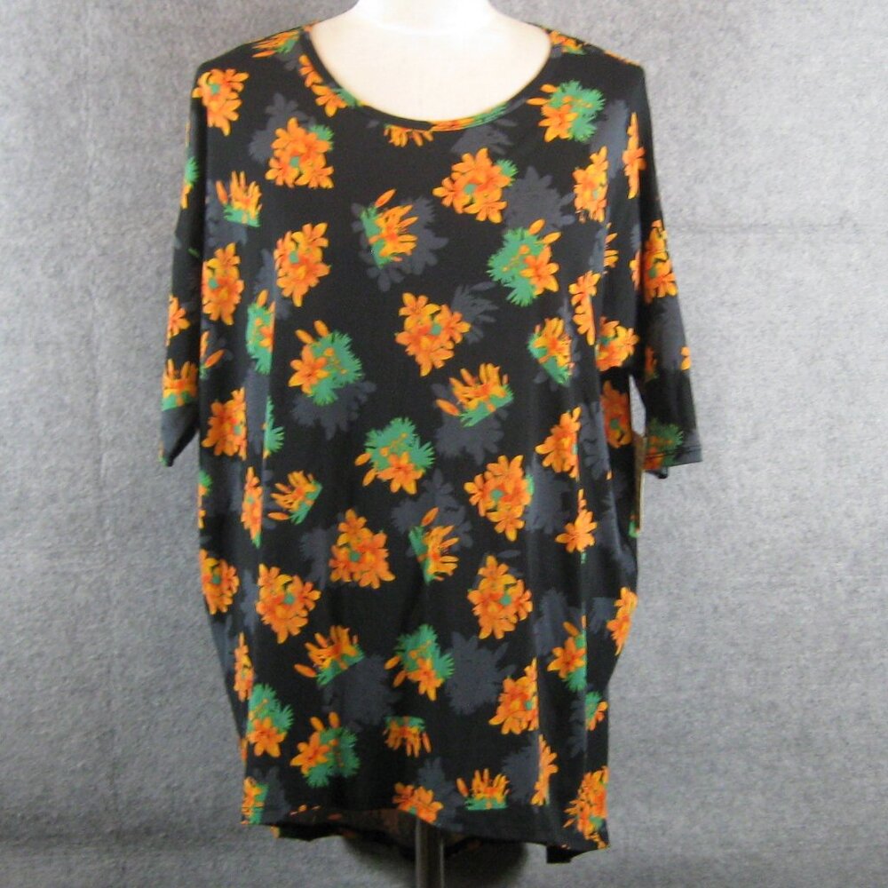 LuLaRoe Irma Tunic Top Sz M Black Floral